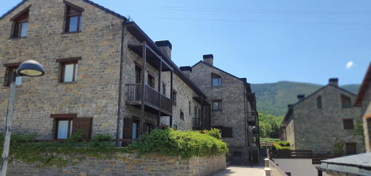 Fabuloso Apartamento Con Vistas A La Montana El Abedul Luga 23 Castiello De Jaca Eksteriør bilde
