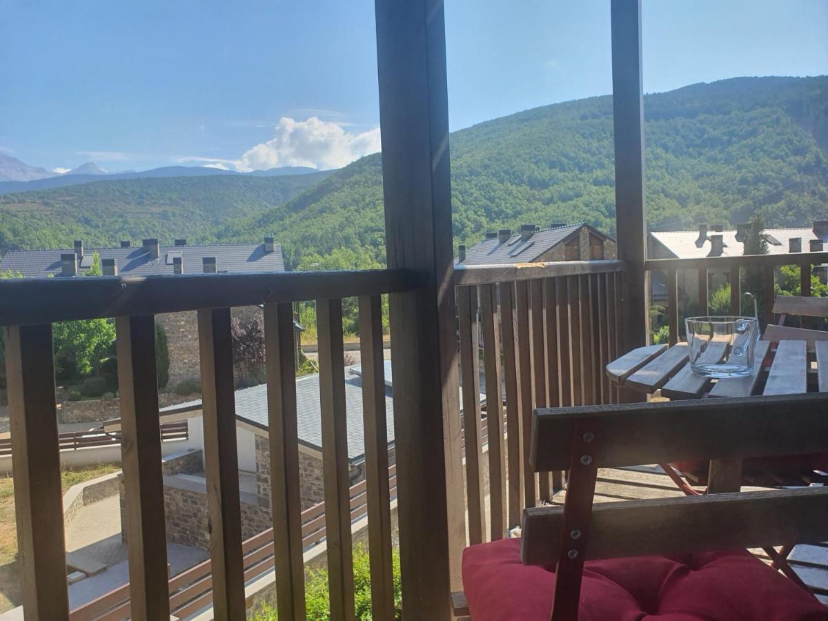 Fabuloso Apartamento Con Vistas A La Montana El Abedul Luga 23 Castiello De Jaca Eksteriør bilde